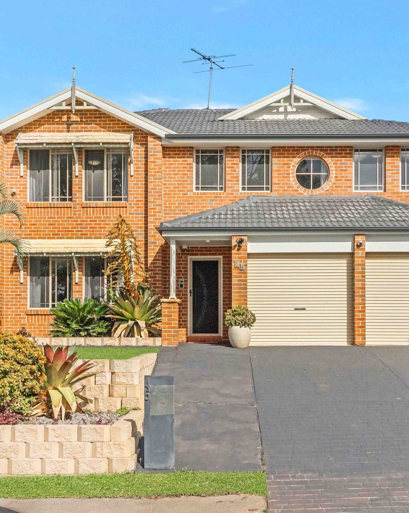 45 Taubman Drive, Horningsea Park - Image 1