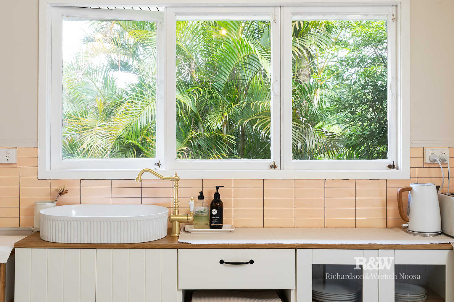 1 Gem Street Cooroy 1 Gem Street Cooroy
