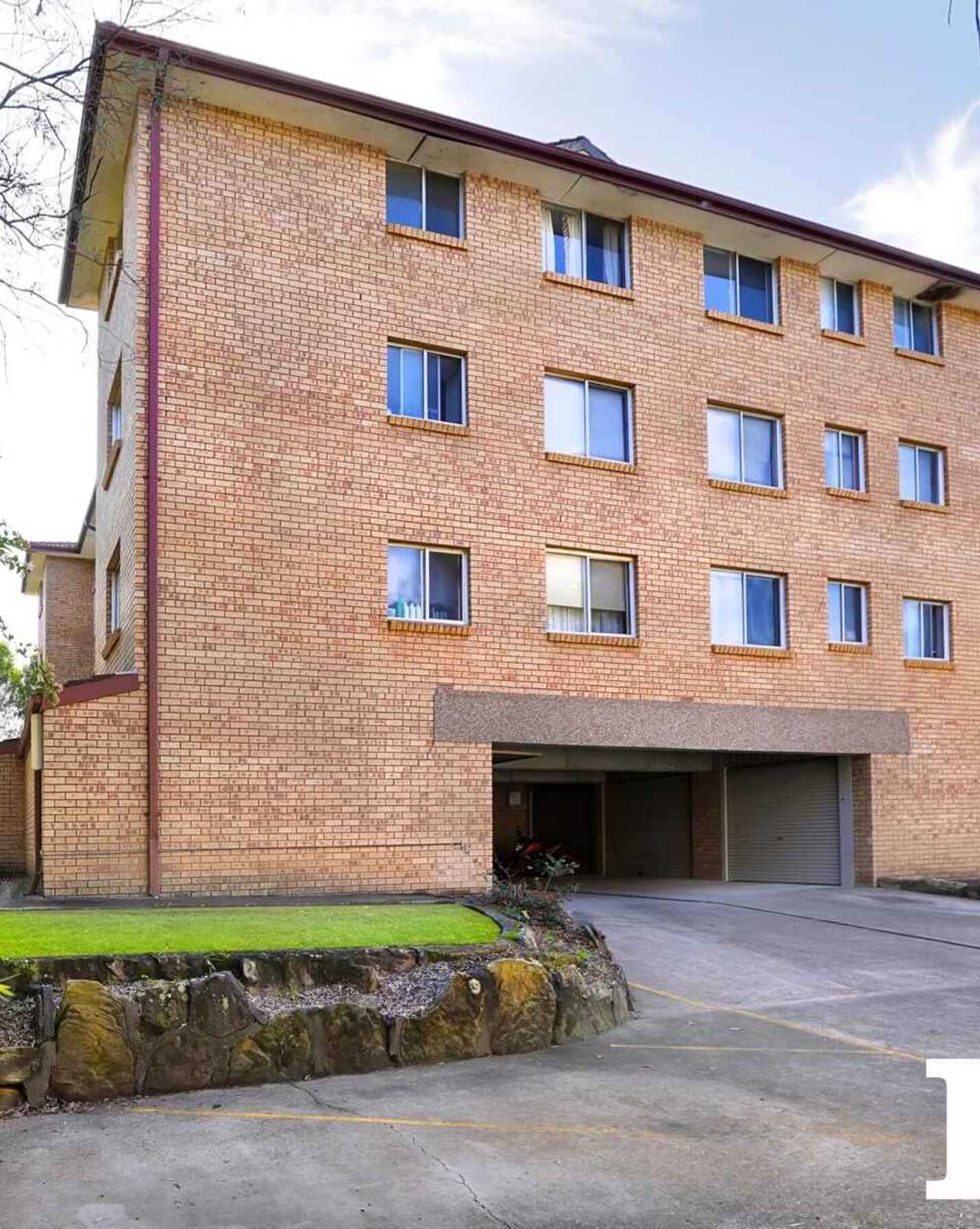 13/54 Park Avenue Kingswood