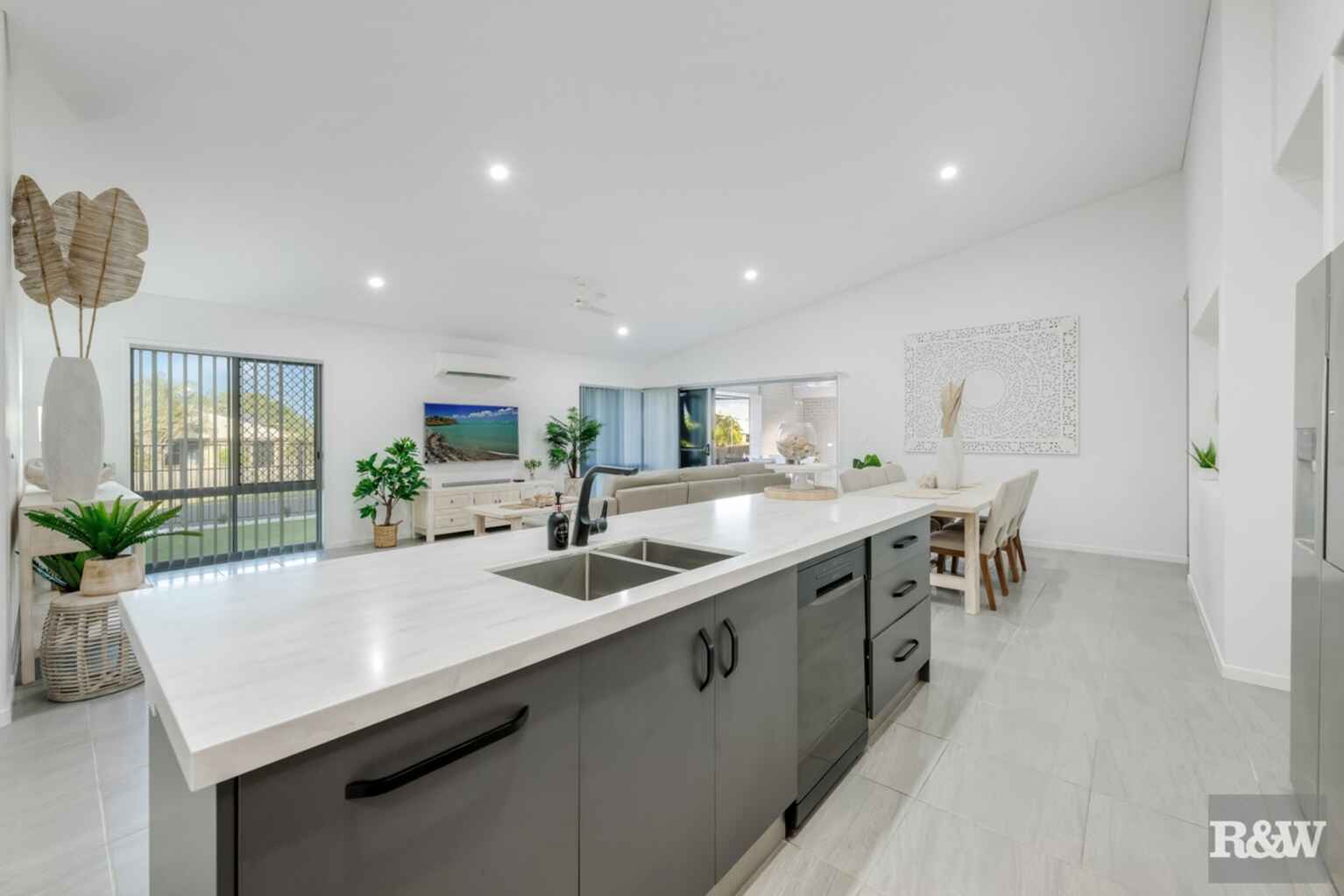2 Wade Court Innes Park 2 Wade Court Innes Park