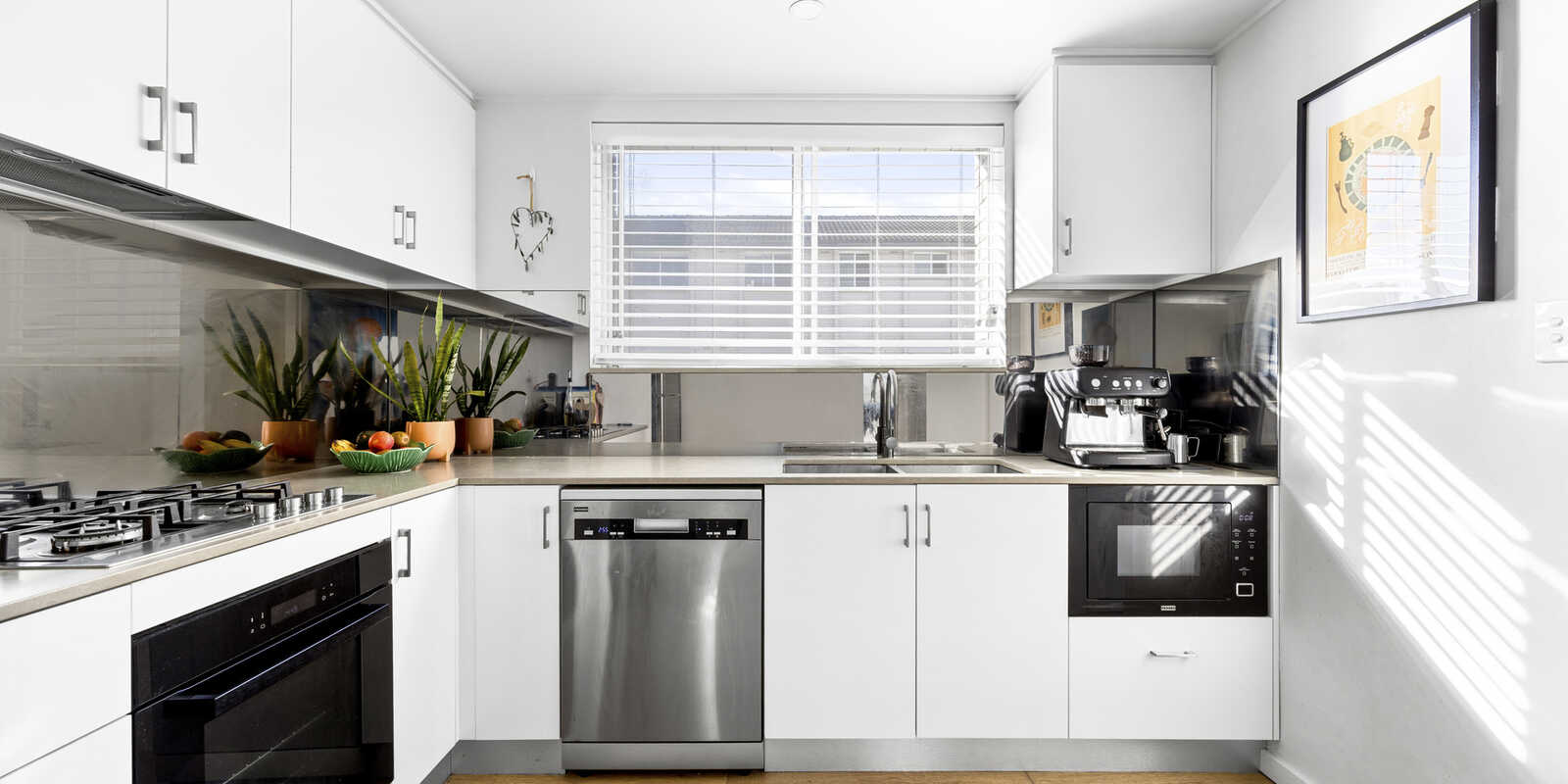 24/10 Henrietta Street Waverley 24/10 Henrietta Street Waverley