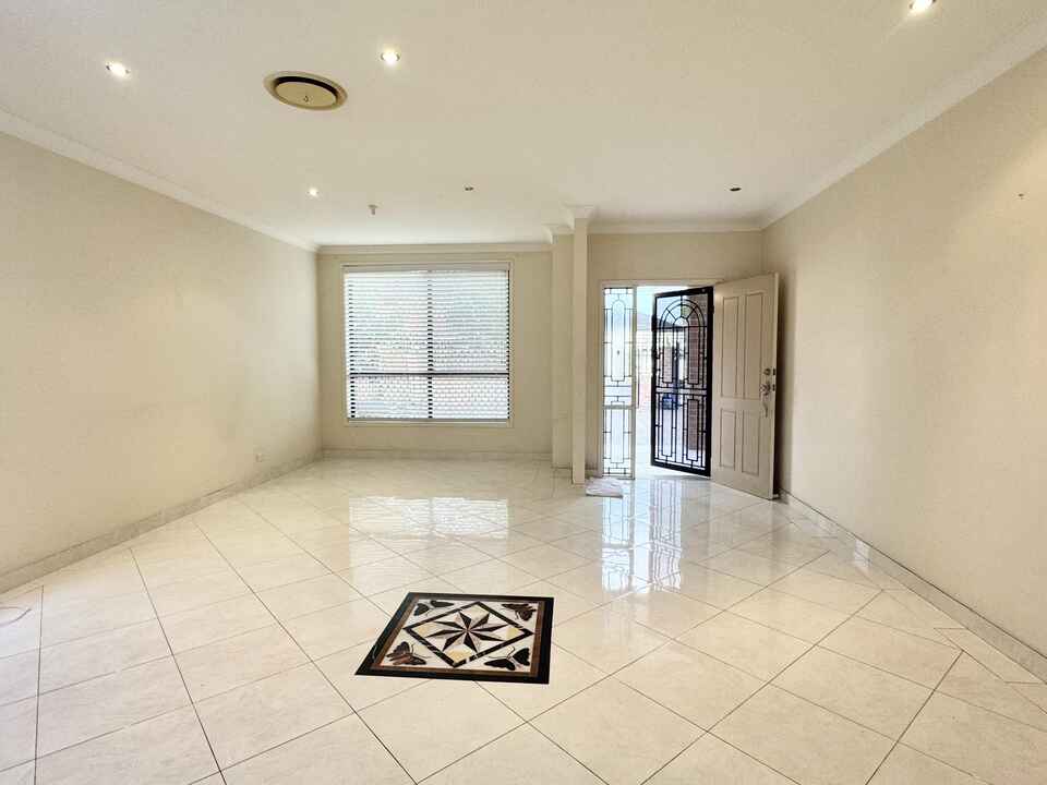 17a Arbutus Street Canley Heights