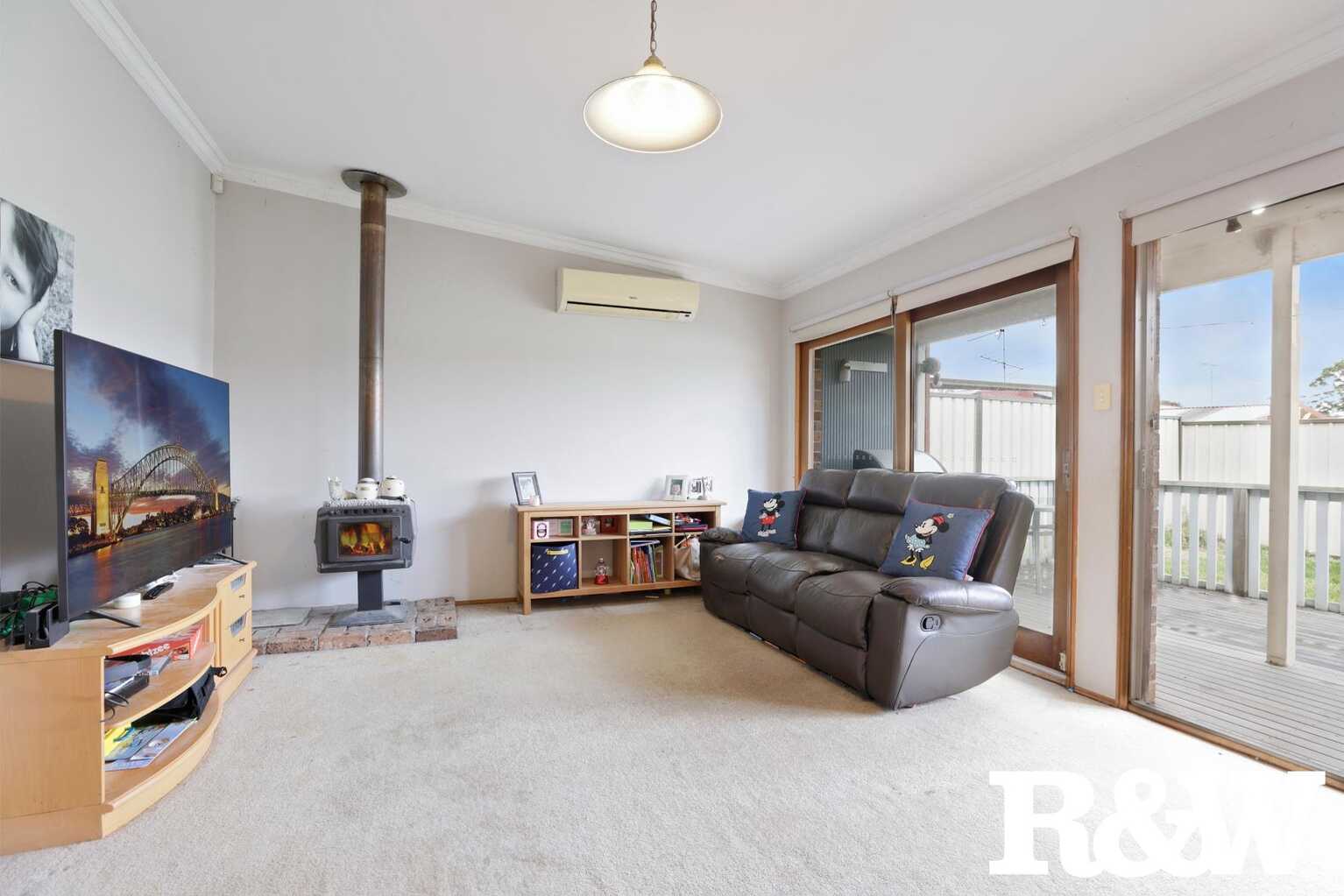 36 Jeffrey Avenue St Clair 36 Jeffrey Avenue St Clair