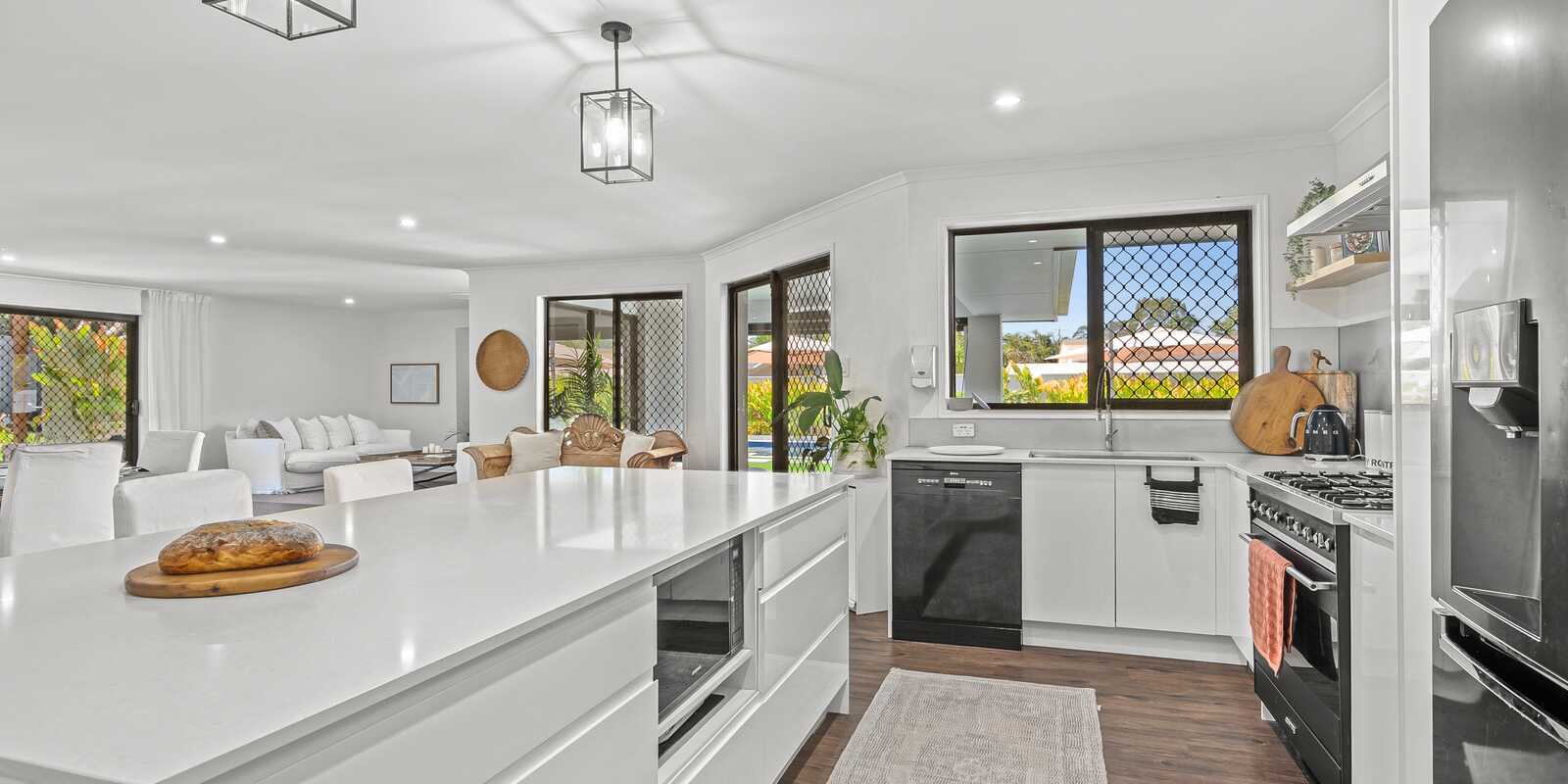 100-102 Chapman Drive Wamuran 100-102 Chapman Drive Wamuran