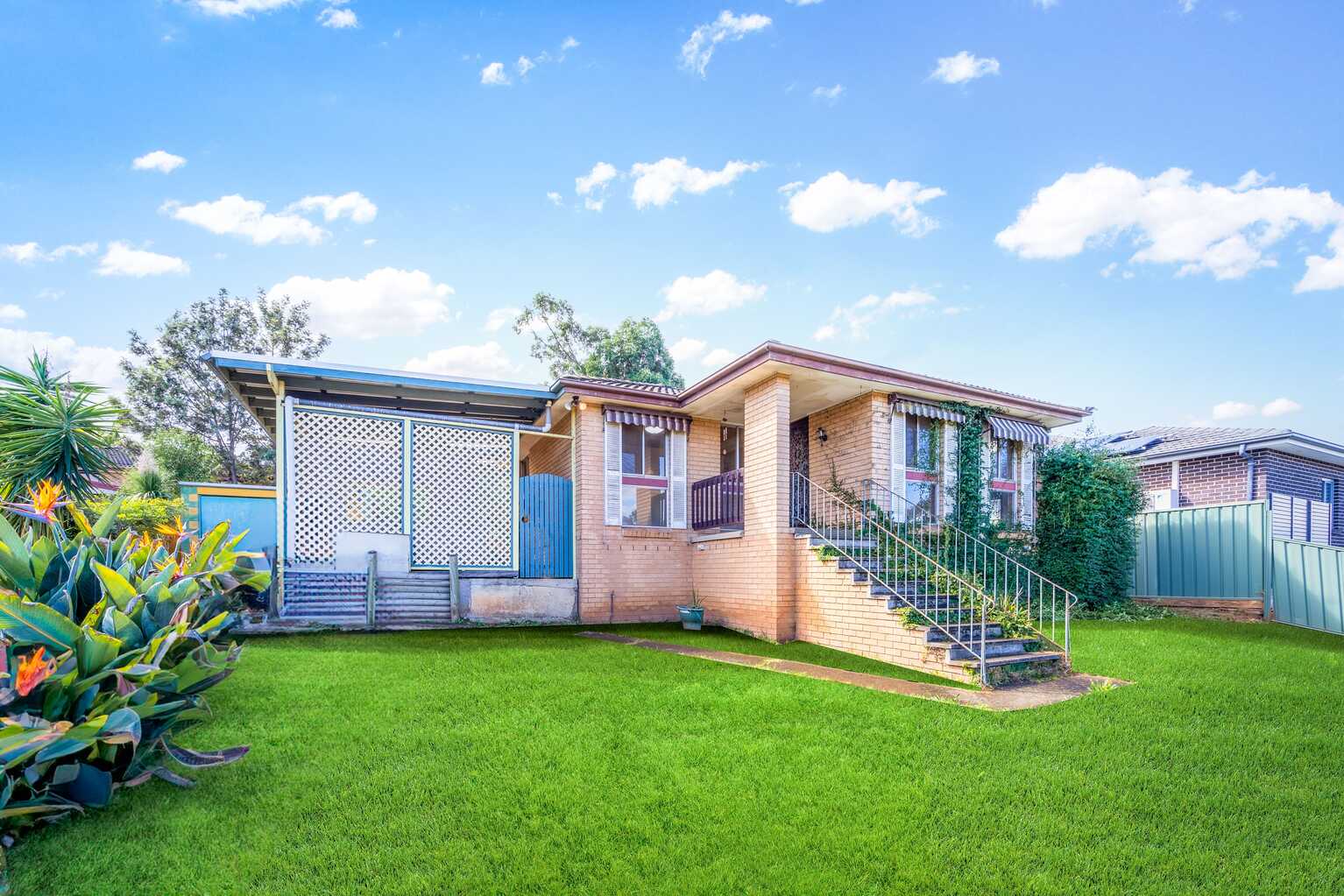 52 Elouera Crescent Woodbine 52 Elouera Crescent Woodbine