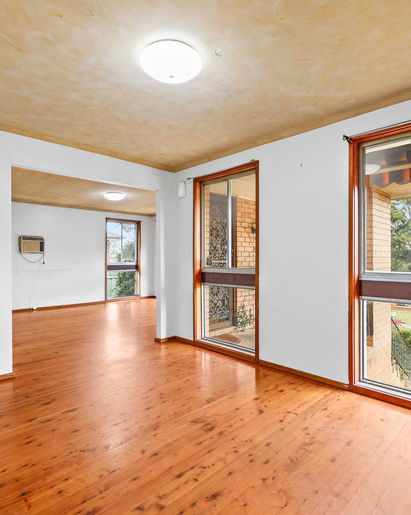52 Elouera Crescent Woodbine, Woodbine - Thumbnail 5