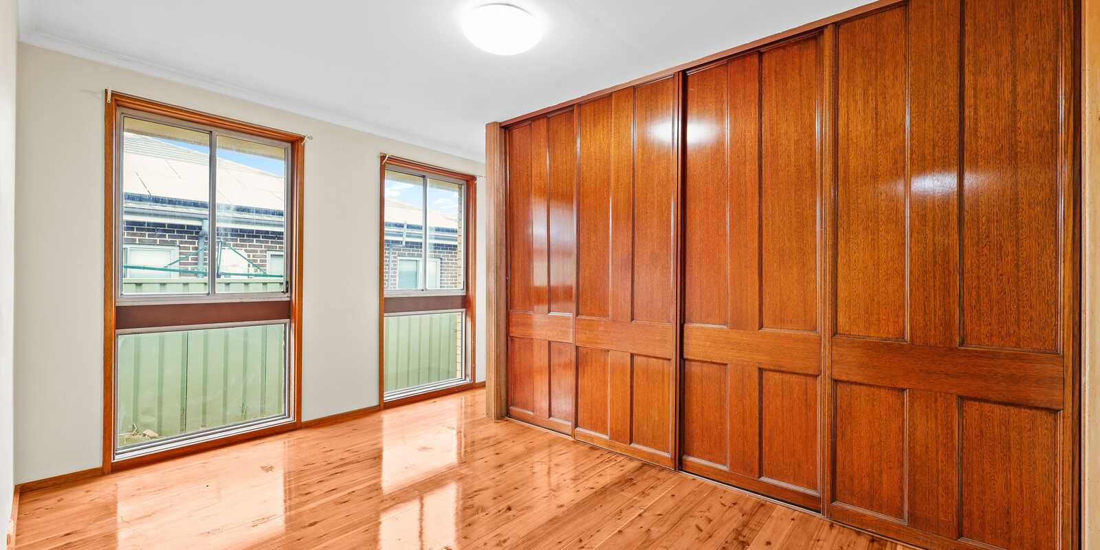 52 Elouera Crescent Woodbine 52 Elouera Crescent Woodbine