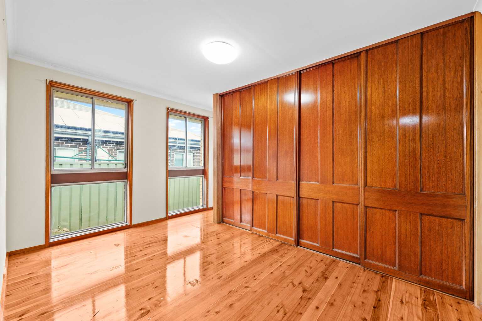 52 Elouera Crescent Woodbine 52 Elouera Crescent Woodbine