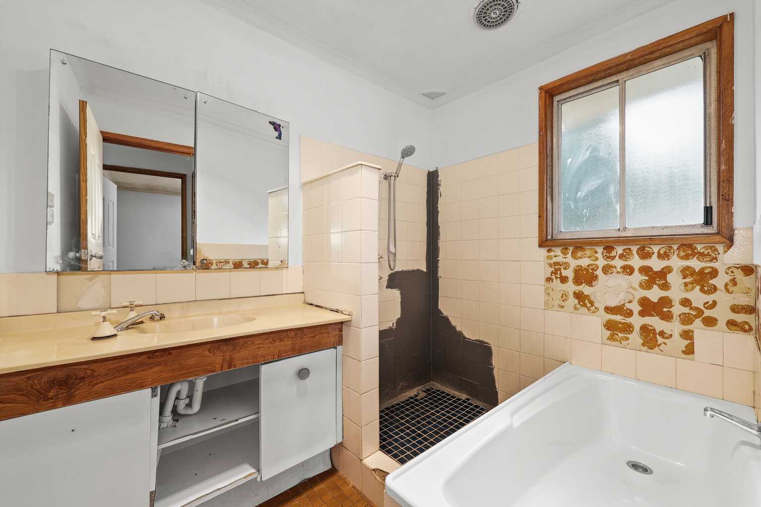 52 Elouera Crescent Woodbine 52 Elouera Crescent Woodbine