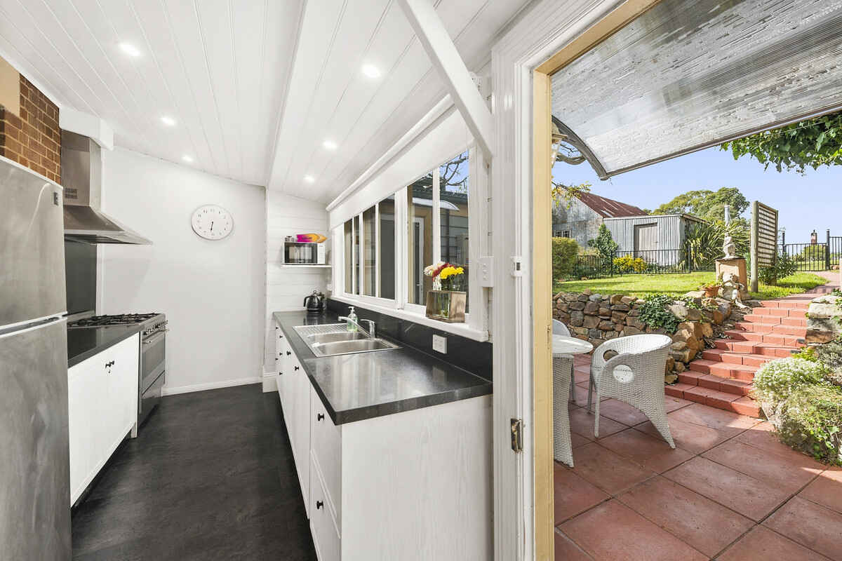 83 George Street Marulan