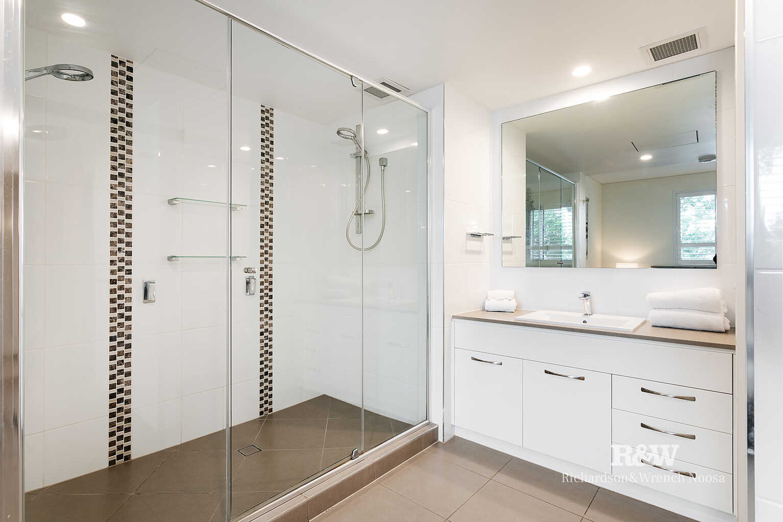 312 & 313/32 Hastings Street Noosa Heads