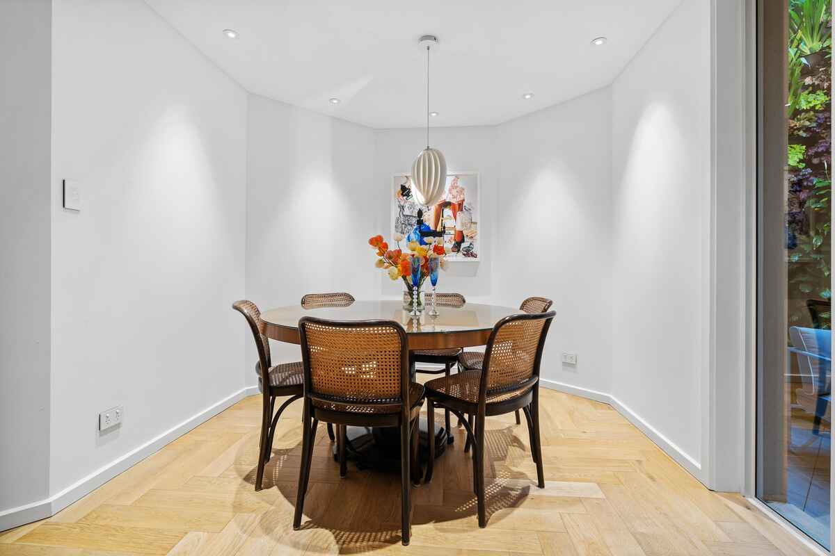 4/22 Rockwall Crescent Potts Point