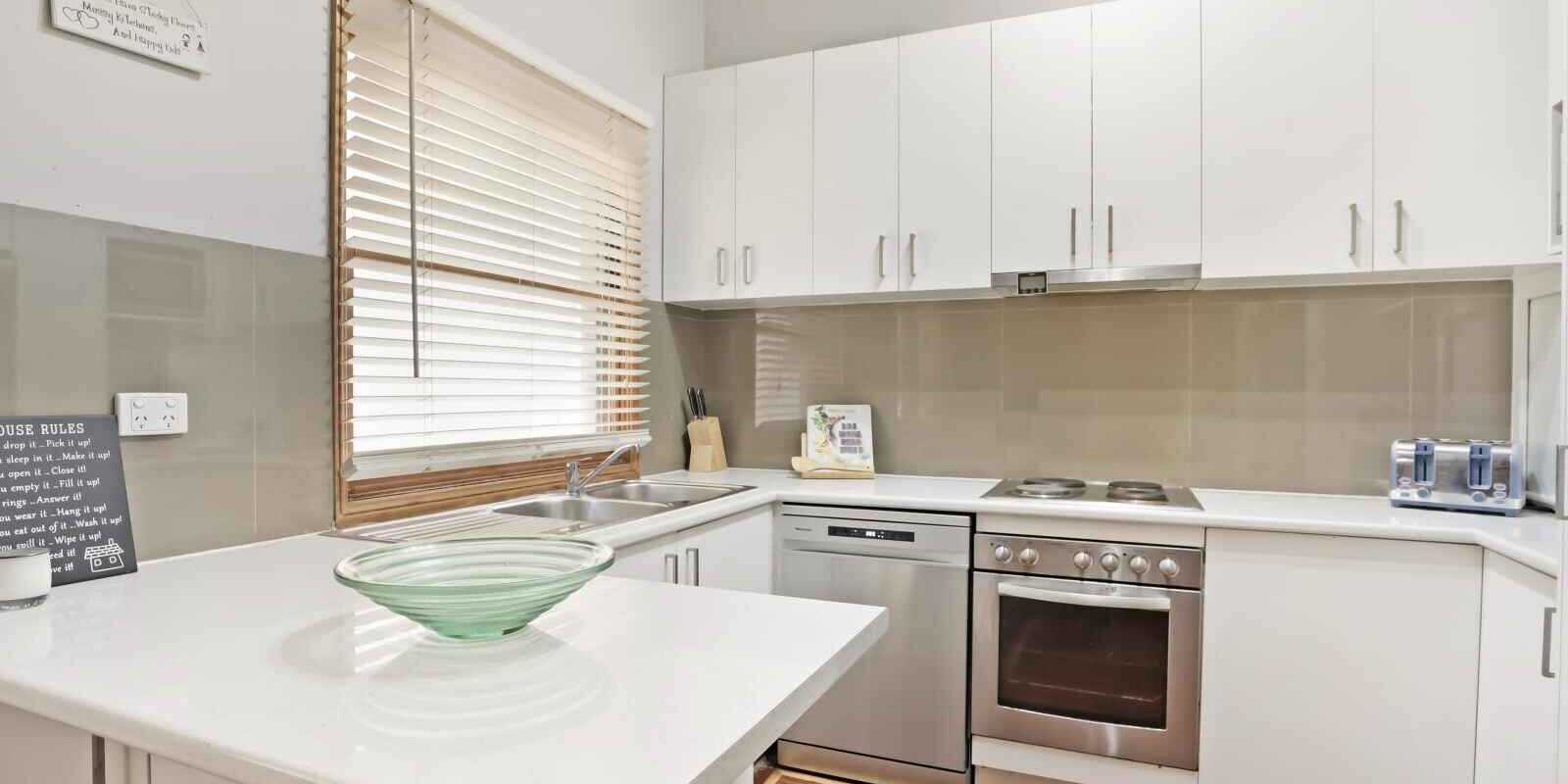 36 Jeffrey Avenue St Clair 36 Jeffrey Avenue St Clair