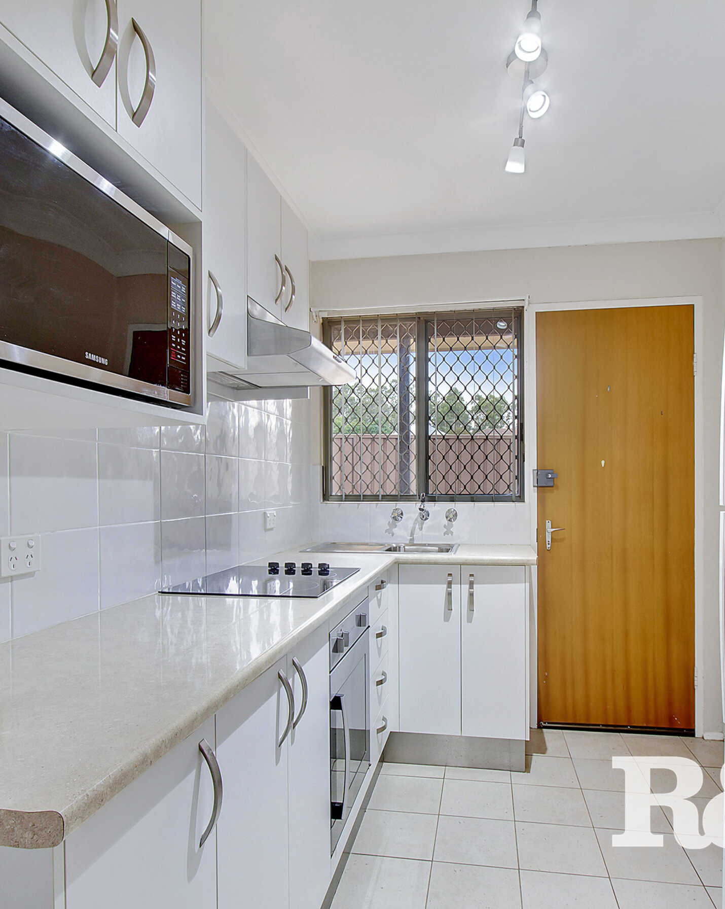 17/2-6 Dunsmore Street Rooty Hill, Hill - Thumbnail 2