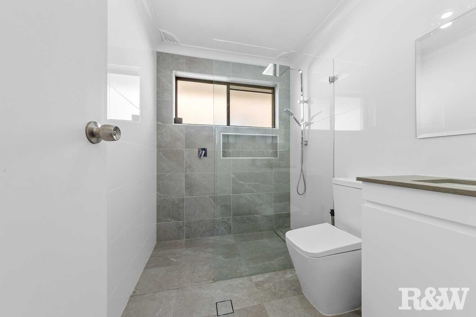 2/3 Telopea Street Booker Bay