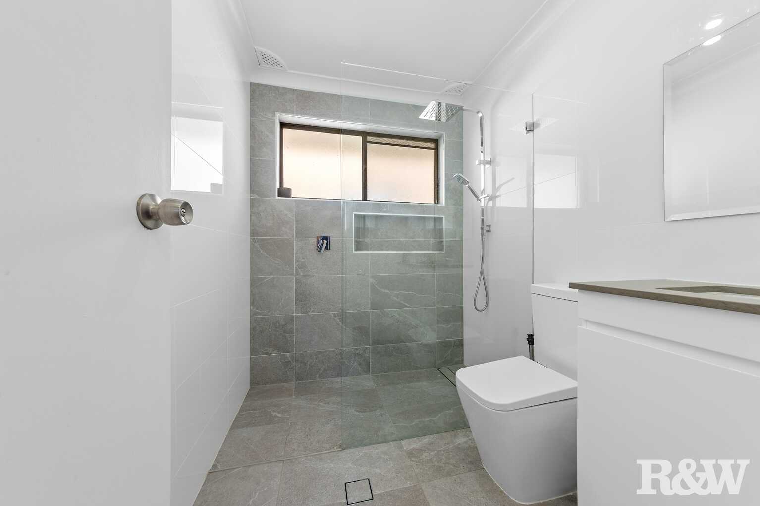 2/3 Telopea Street Booker Bay