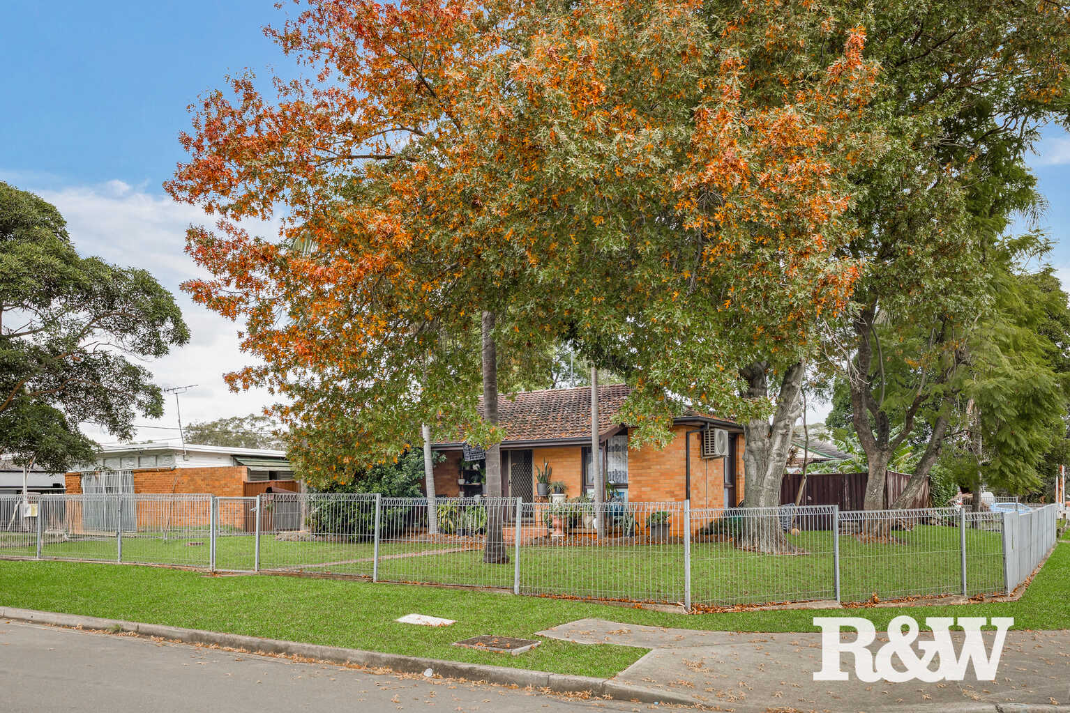 7 Sorensen Crescent Blackett 7 Sorensen Crescent Blackett