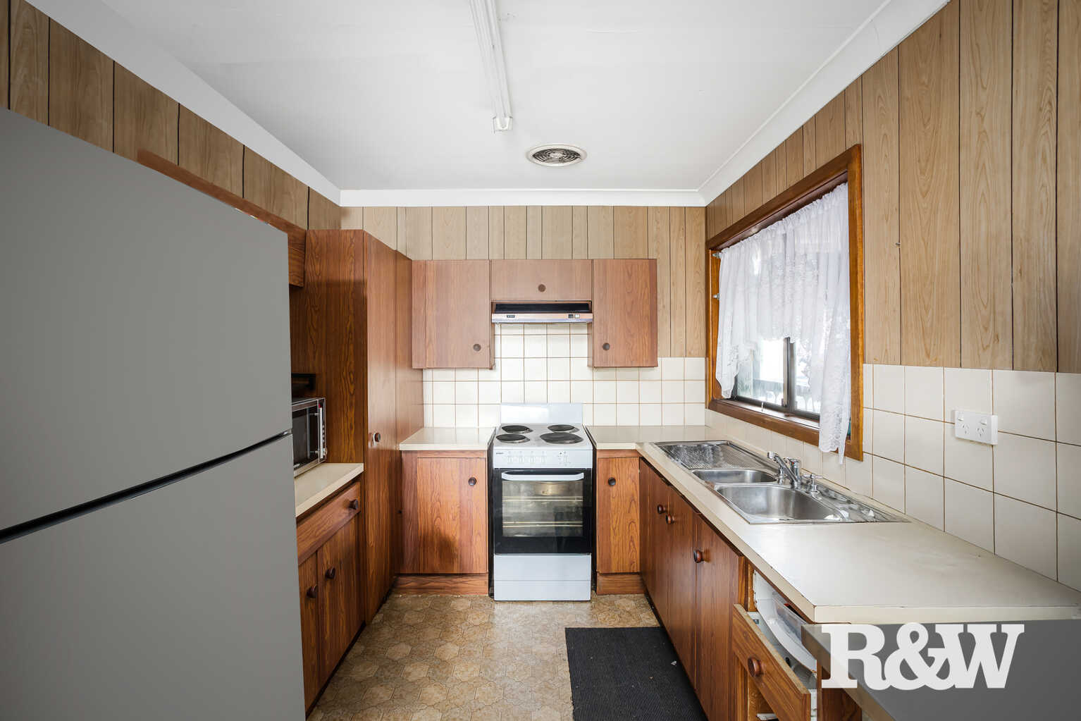 7 Sorensen Crescent Blackett 7 Sorensen Crescent Blackett