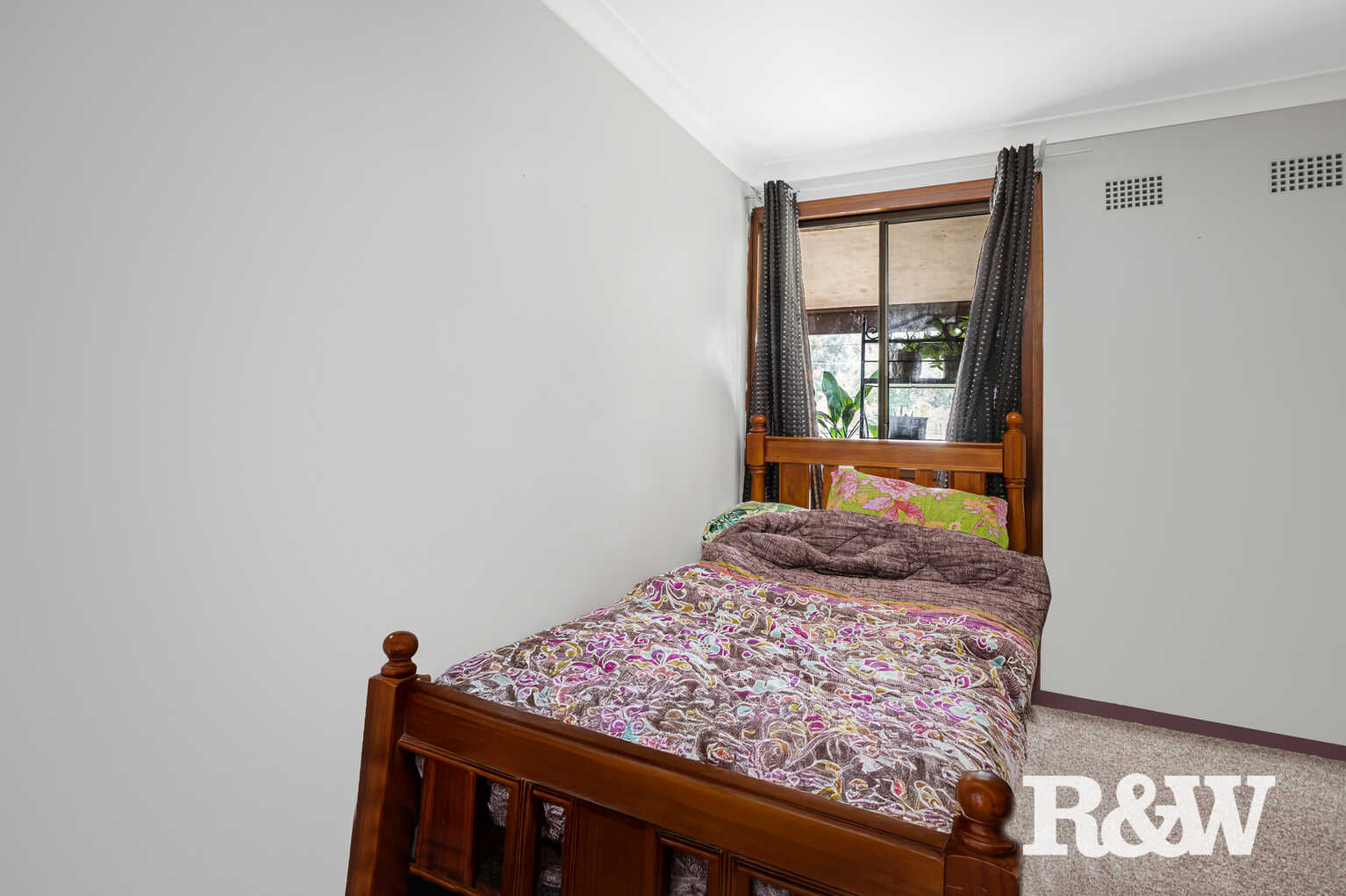 7 Sorensen Crescent Blackett 7 Sorensen Crescent Blackett