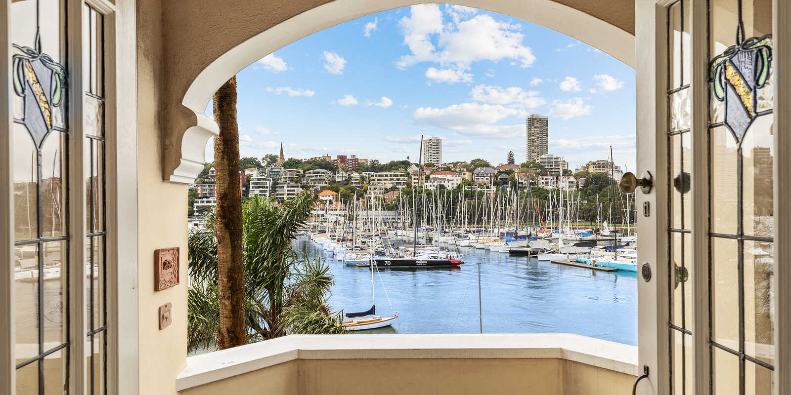 3/2 Elizabeth Bay Crescent Elizabeth Bay 3/2 Elizabeth Bay Crescent Elizabeth Bay
