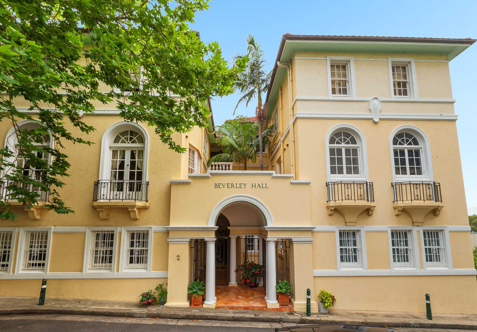 3/2 Elizabeth Bay Crescent Elizabeth Bay 3/2 Elizabeth Bay Crescent Elizabeth Bay