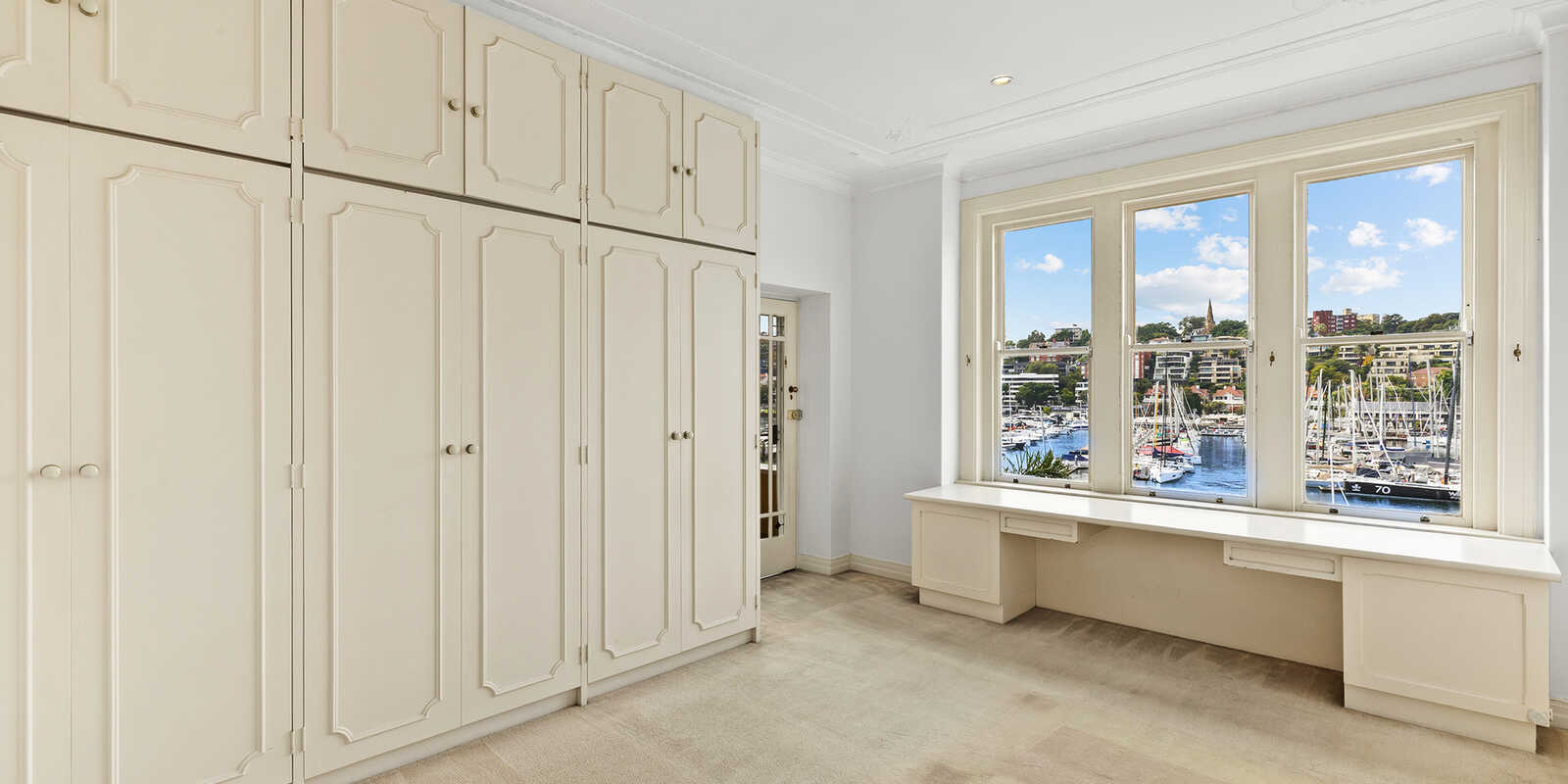 3/2 Elizabeth Bay Crescent Elizabeth Bay 3/2 Elizabeth Bay Crescent Elizabeth Bay
