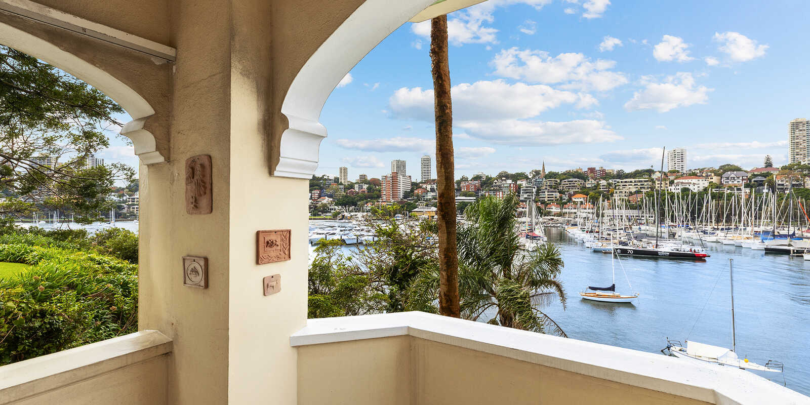 3/2 Elizabeth Bay Crescent Elizabeth Bay 3/2 Elizabeth Bay Crescent Elizabeth Bay