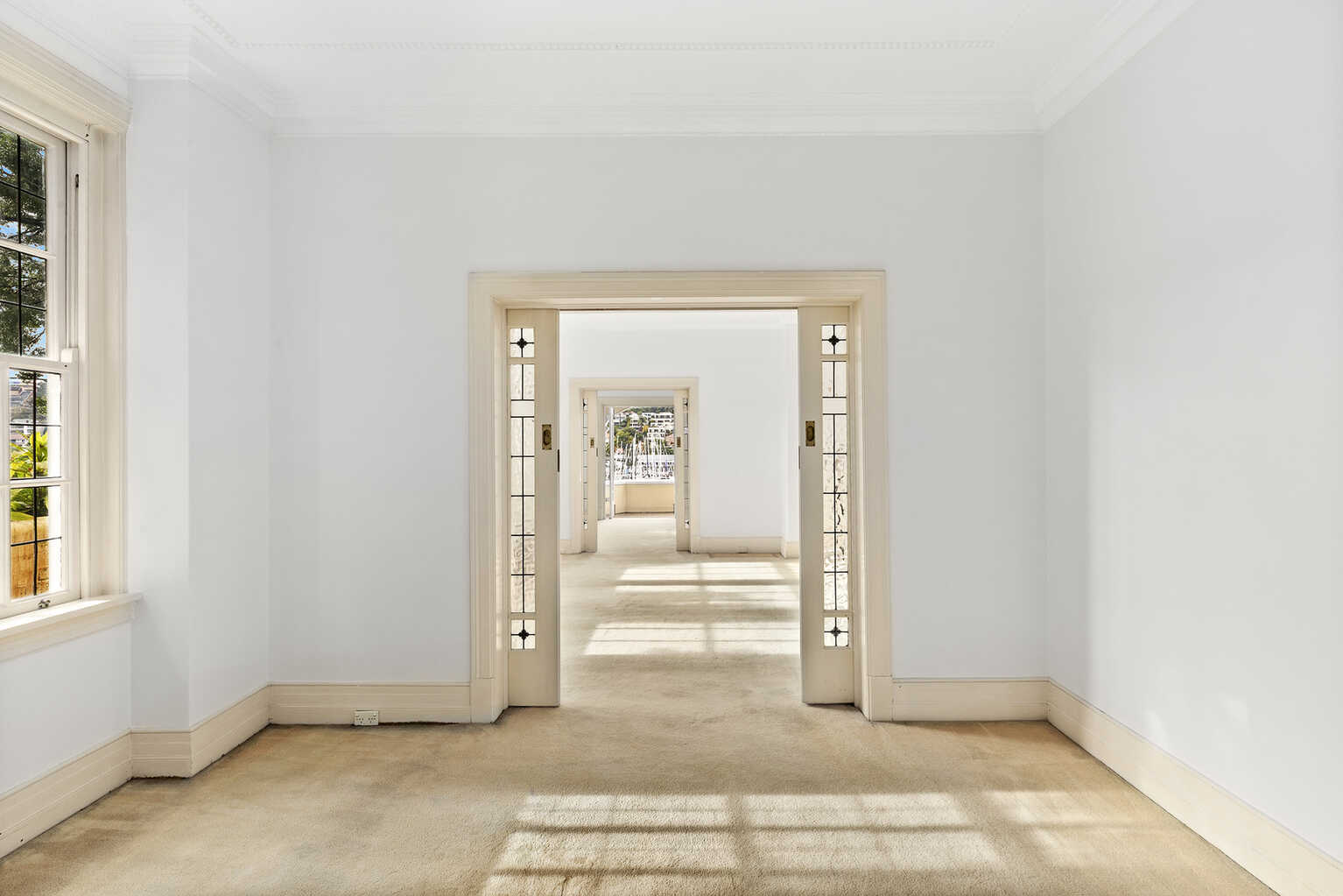 3/2 Elizabeth Bay Crescent Elizabeth Bay 3/2 Elizabeth Bay Crescent Elizabeth Bay