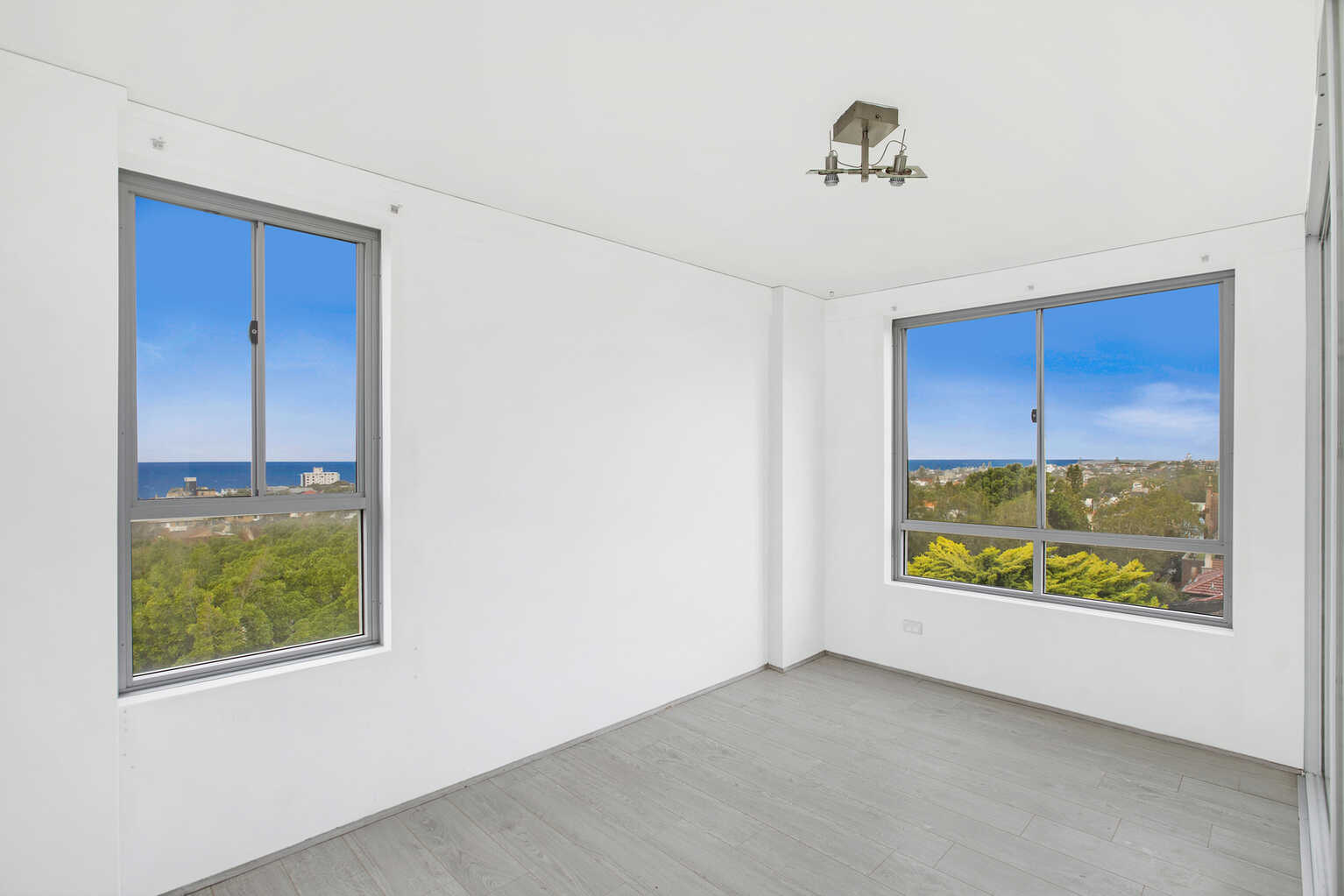 31/22-28 Wellington Street Bondi
