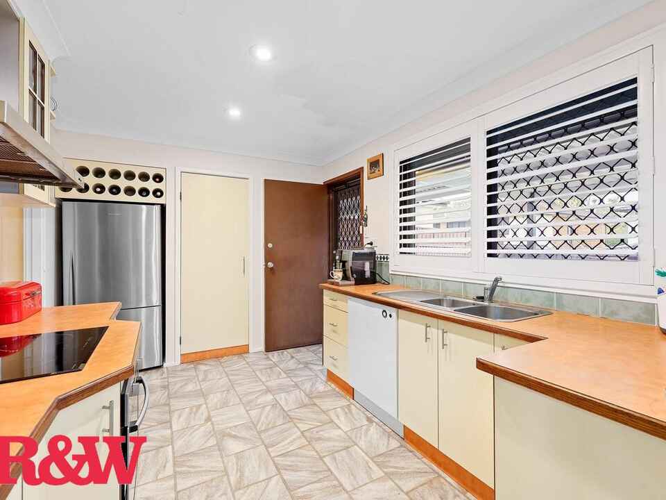 2 Paraka Place Bradbury