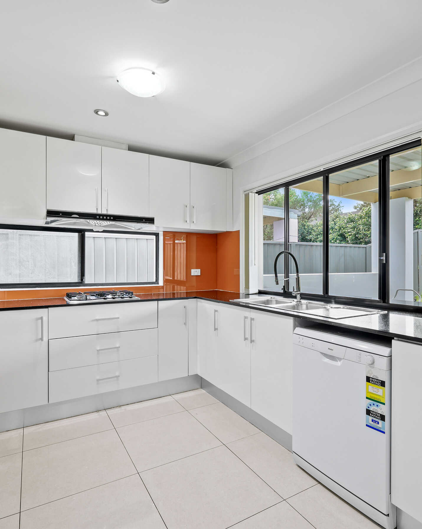 10a Erica Lane Minto, Minto - Thumbnail 8