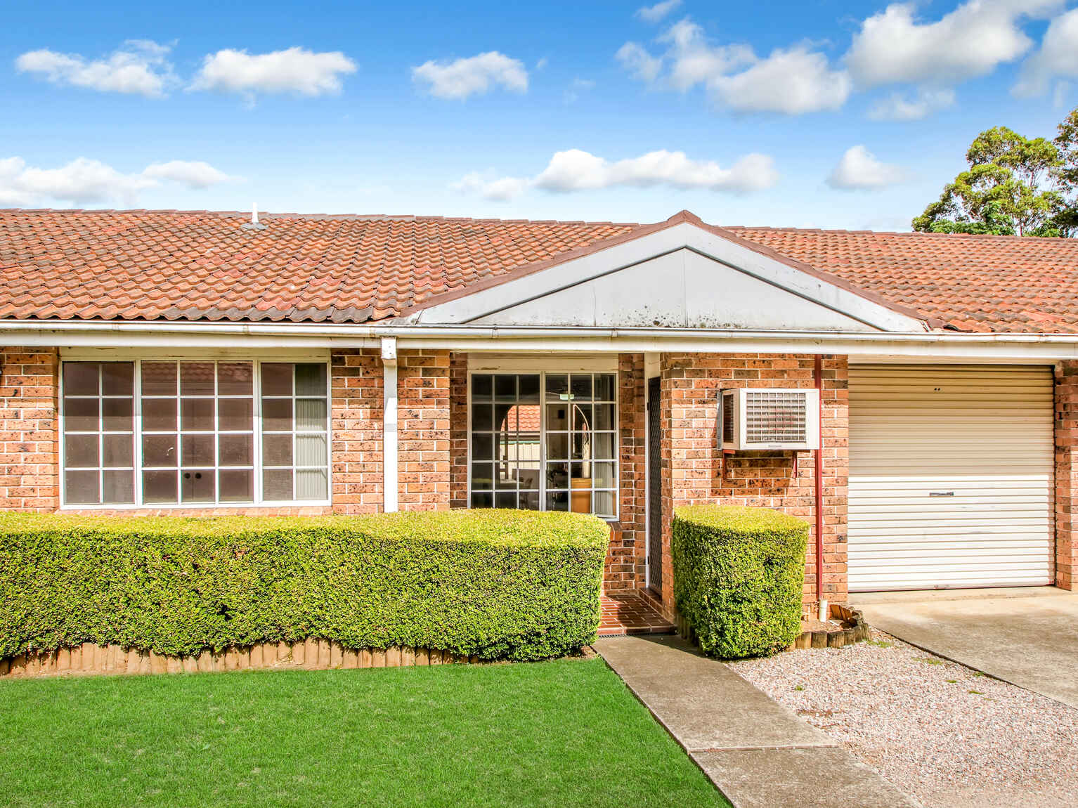 8/19 Fifth Avenue Blacktown