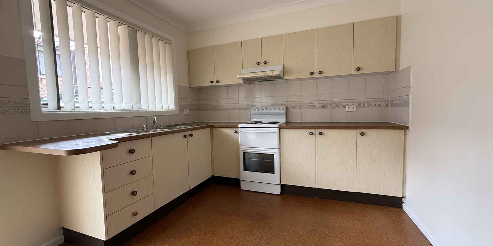 8/19 Fifth Avenue Blacktown 8/19 Fifth Avenue Blacktown