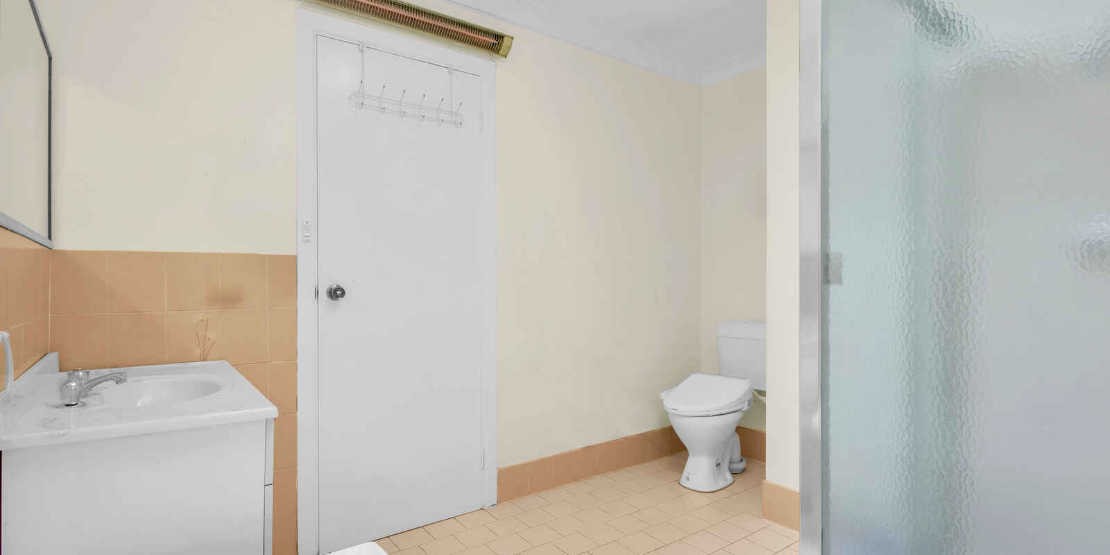 8/19 Fifth Avenue Blacktown 8/19 Fifth Avenue Blacktown