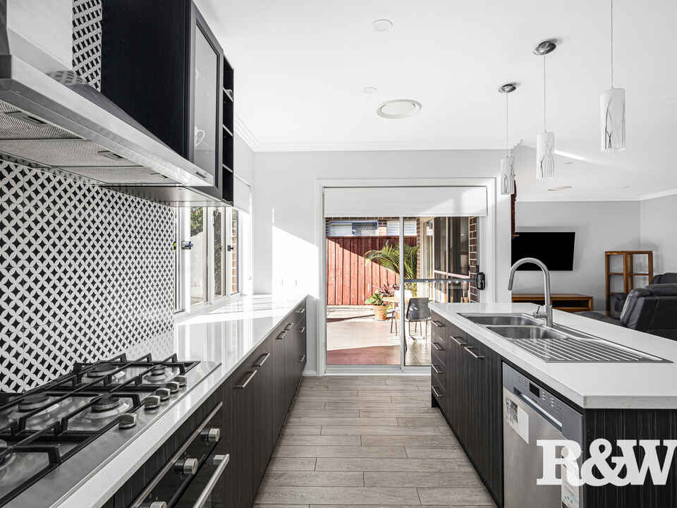 21 Woodburn Street Colebee