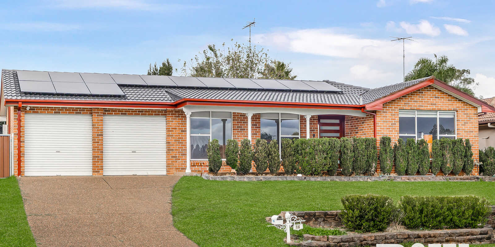 16 Como Close St Clair