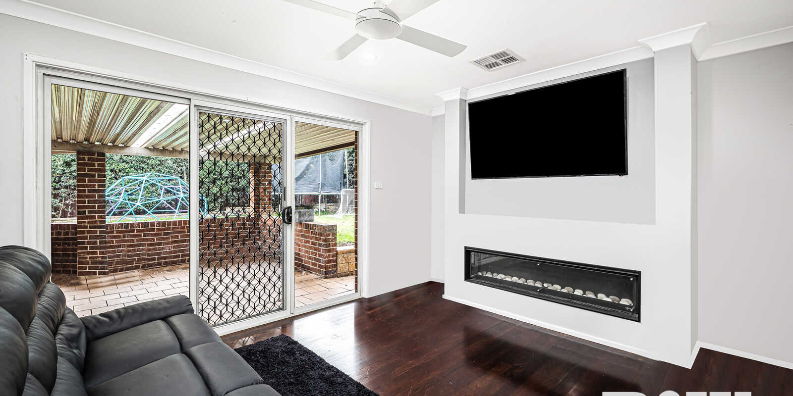 16 Como Close St Clair