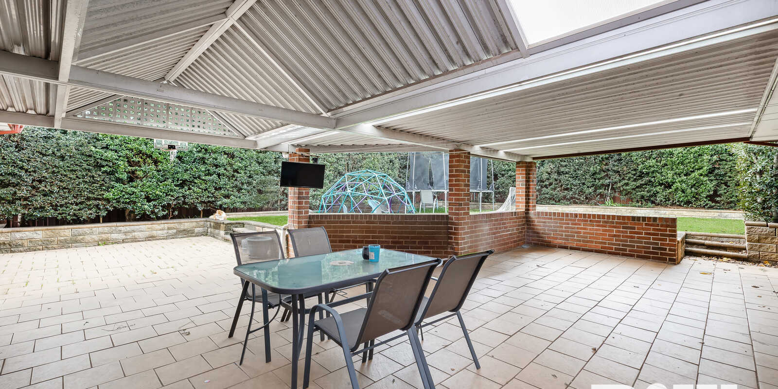 16 Como Close St Clair