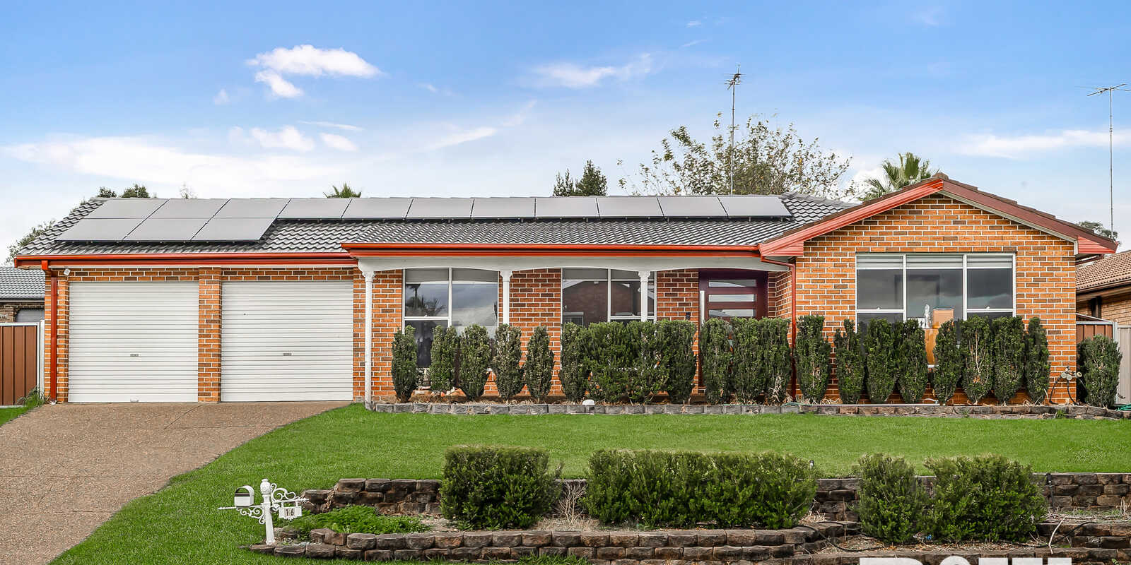 16 Como Close St Clair