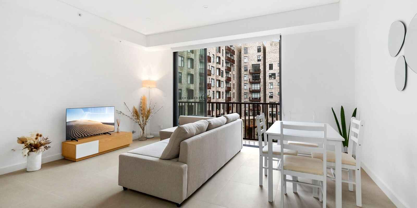 301/105 Dalmeny Avenue Rosebery