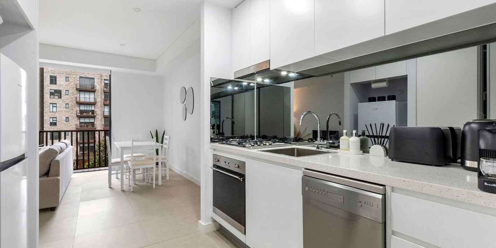 301/105 Dalmeny Avenue Rosebery