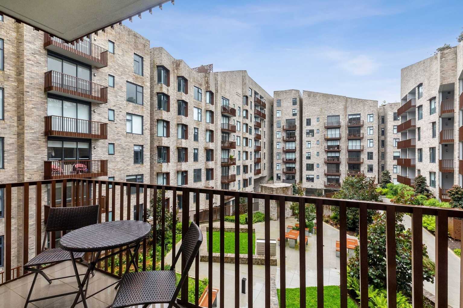 301/105 Dalmeny Avenue Rosebery