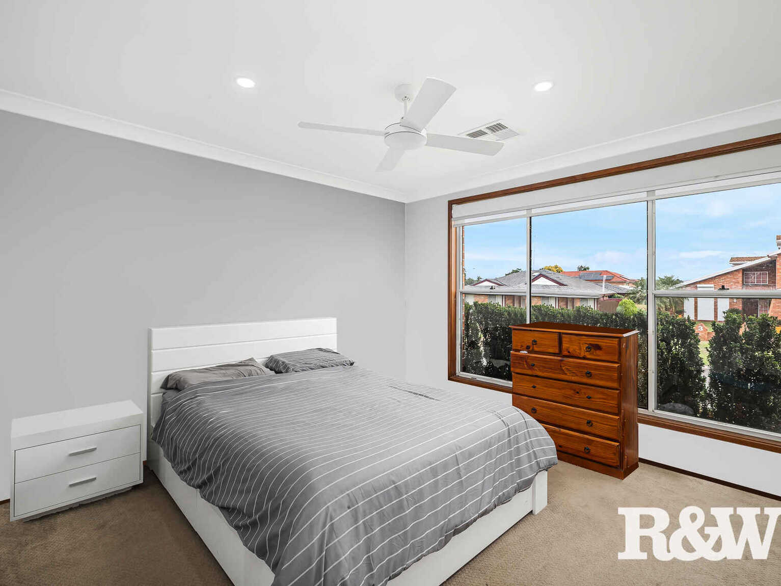 16 Como Close St Clair 16 Como Close St Clair