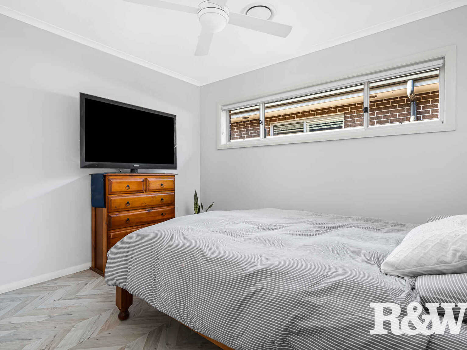 21 Woodburn Street Colebee 21 Woodburn Street Colebee