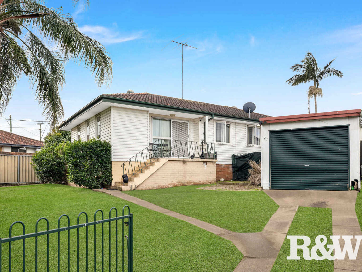 71 Wilkes Crescent Tregear