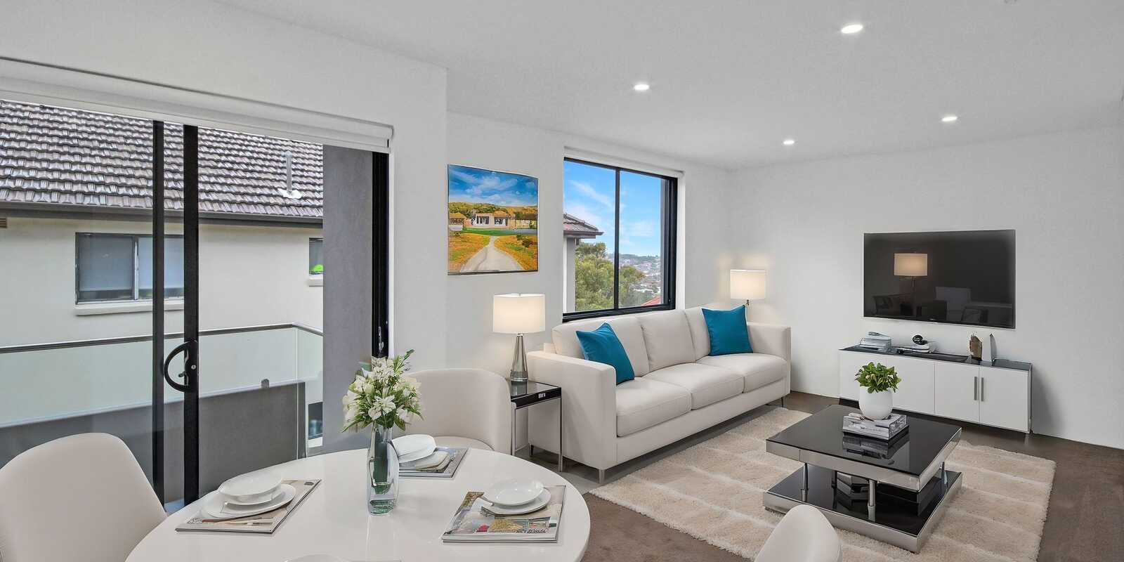 6./10 Moore Street Bondi