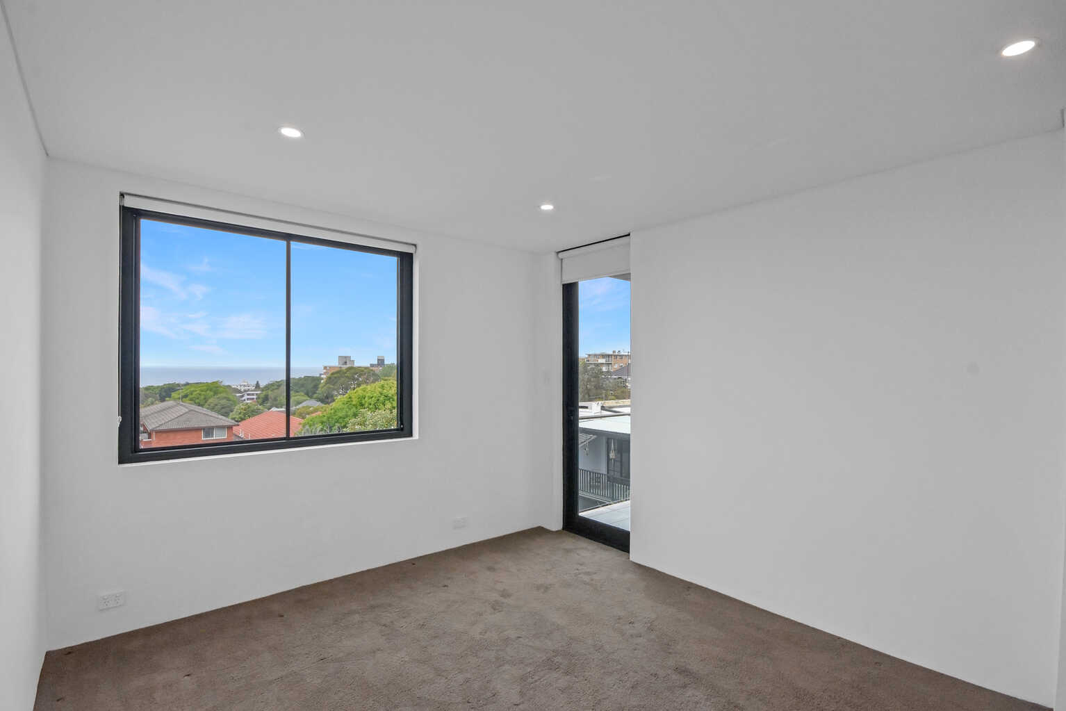 6./10 Moore Street Bondi