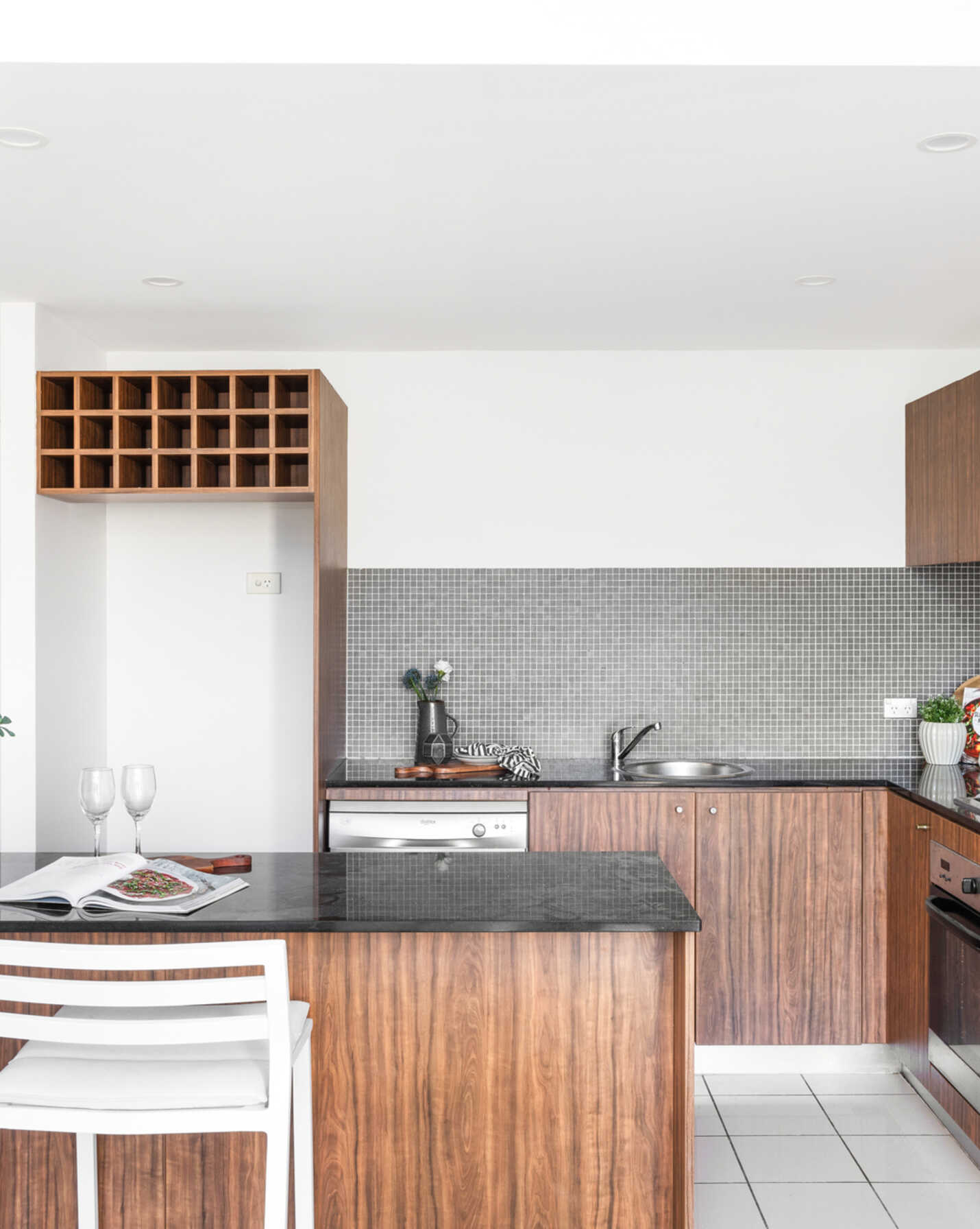 C208/3 Brennan Street Alexandria, Alexandria - Thumbnail 3