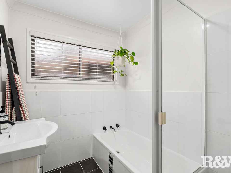 45 The Broadwaters Tascott