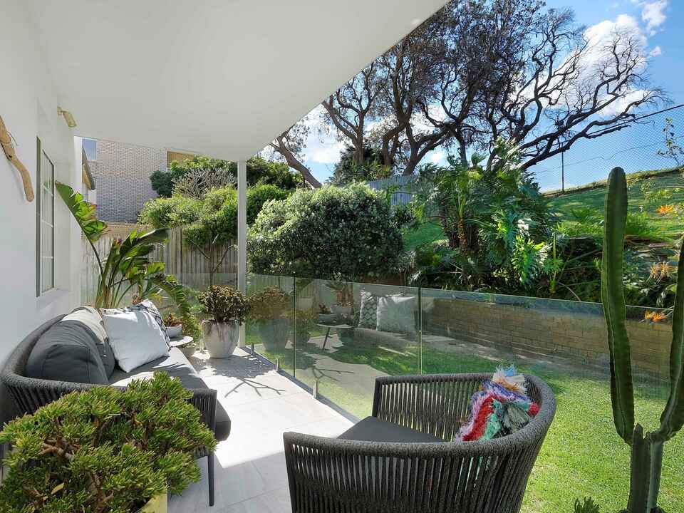 2/140 Hastings Parade North Bondi
